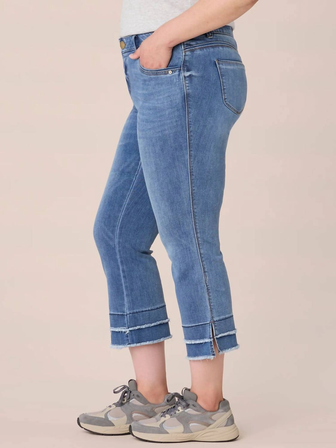 "ab"solution Fray Hem Kick Flare Jean - Plus In Blue