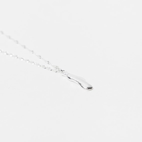 Coral Shell Necklace in Silver