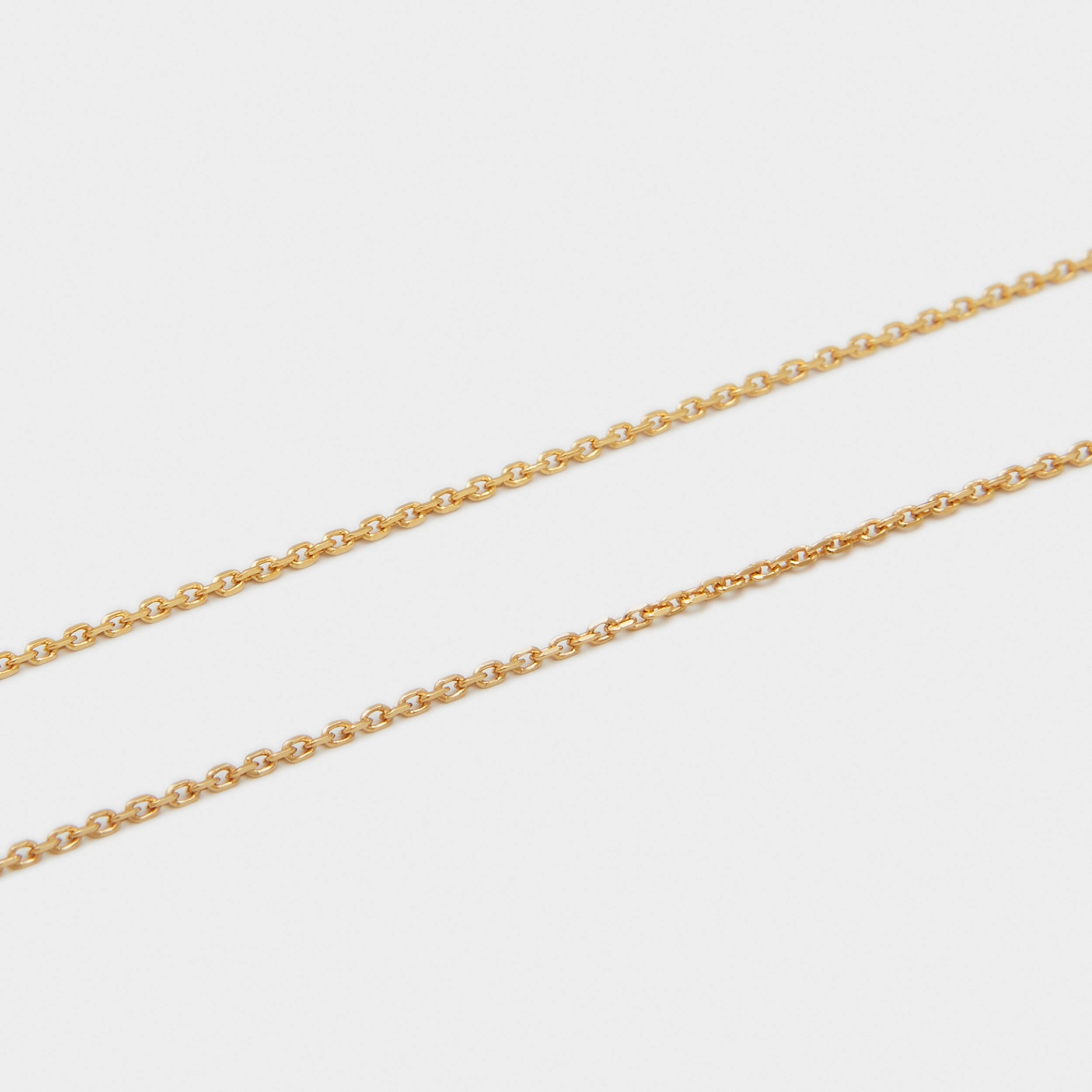 Dainty Diamond Cut Chain in Gold