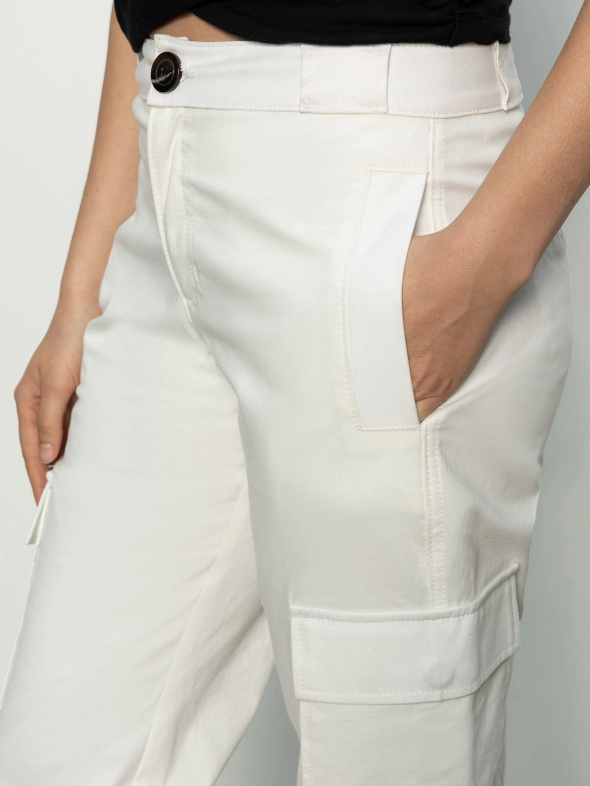 Take Over Jogger Mid-Rise Pant Bleached White